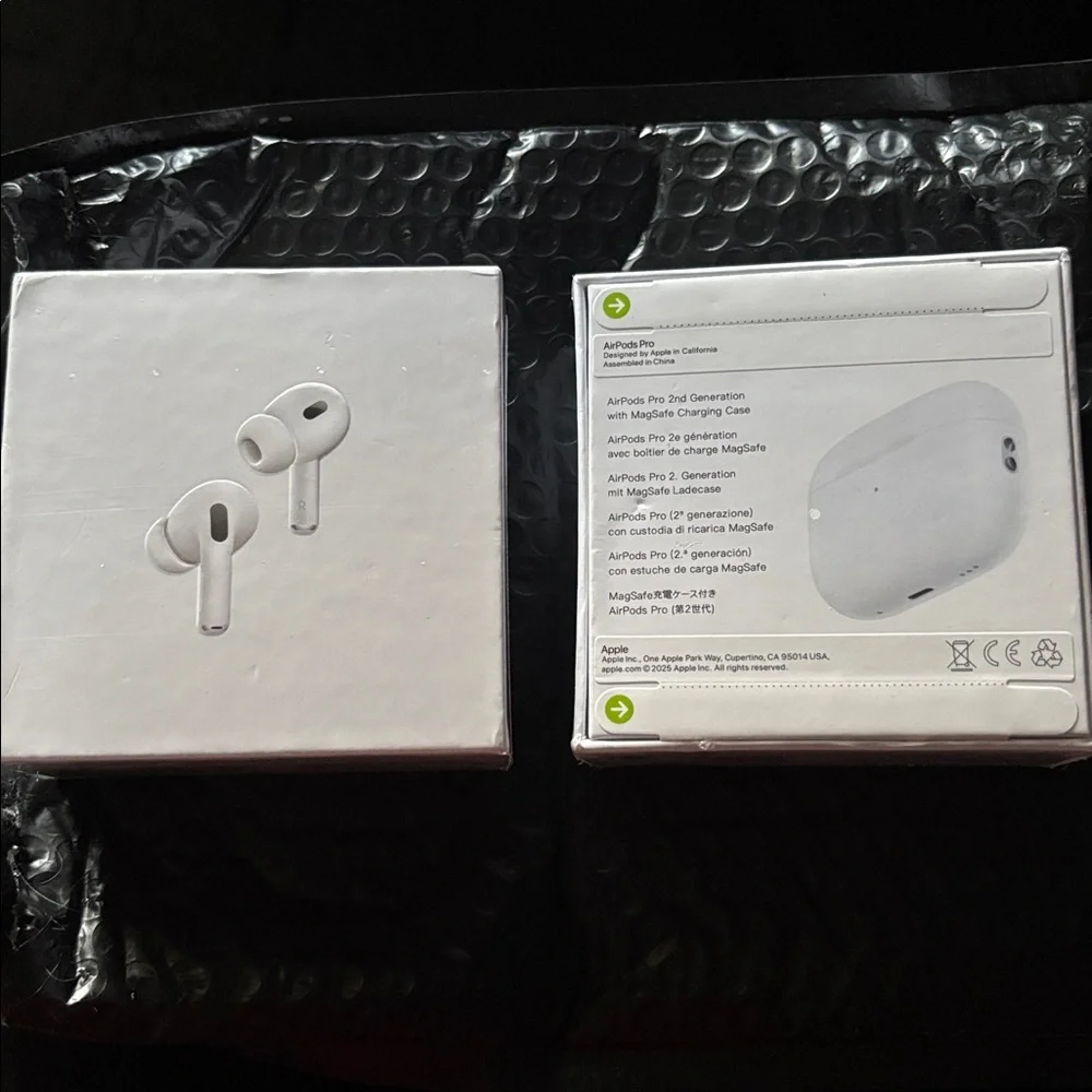 Brand (NEW)‼️ Apple AirPods Pro 2nd Generation
